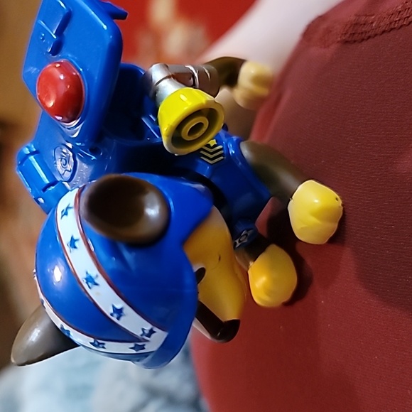 Nickelodeon Paw Patrol Winter Rescues Action Pack Chase ACTION FIGURE TOY - Picture 1 of 5